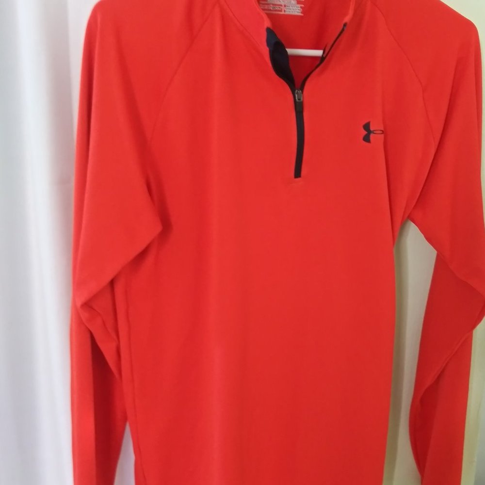UNDER ARMOUR DRI-FIT ATHLETIC LONG SLEEVE SHIRT